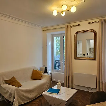 Appartamento Highstay Champs Elysees Arc De Triomphe