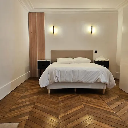 Appartamento Highstay Champs Elysees Arc De Triomphe *